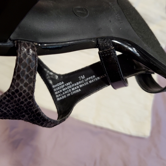 Etienne Aigner shoes - Picture 5 of 7